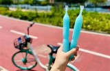 抖阴吃雪糕：夏季消暑的完美选择，你不可错过的美味体验