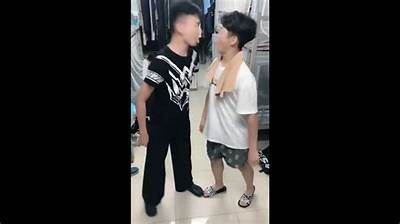 抖音小阴虫精彩视频合集，带你一探究竟！