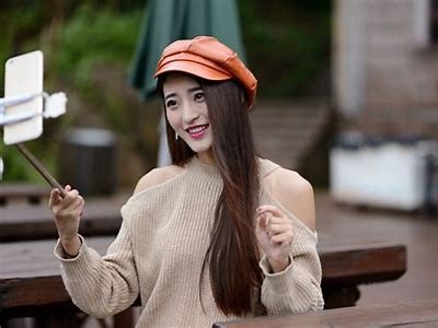 真人视频直播：揭开抖阴直播间的秘密与精彩！