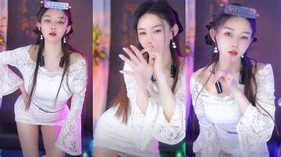 九阴白骨婶抖音热门视频：无与伦比剧情与搞笑瞬间合集