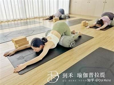抖阴瑜伽：有效瘦下巴的秘诀与练习方法分享